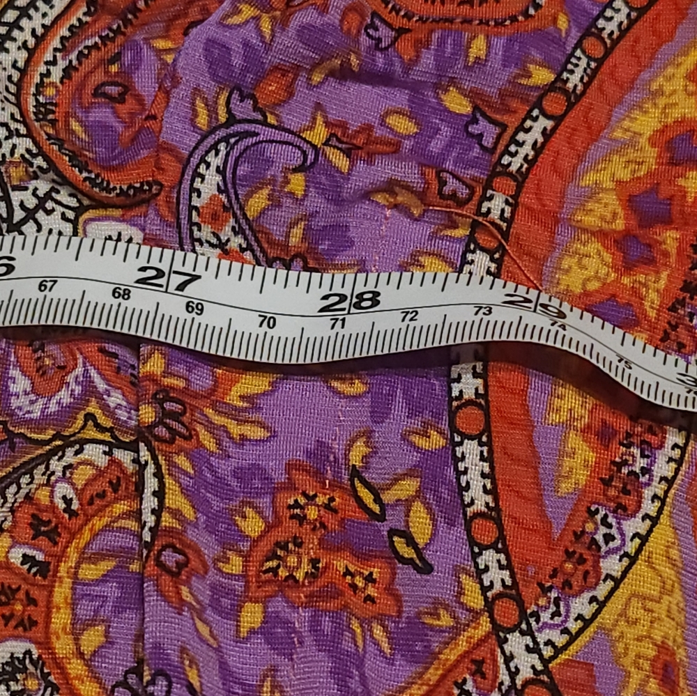Laura Plus Batwing Top. Paisley. Size 1x. Preloved. - Picture 7 of 7